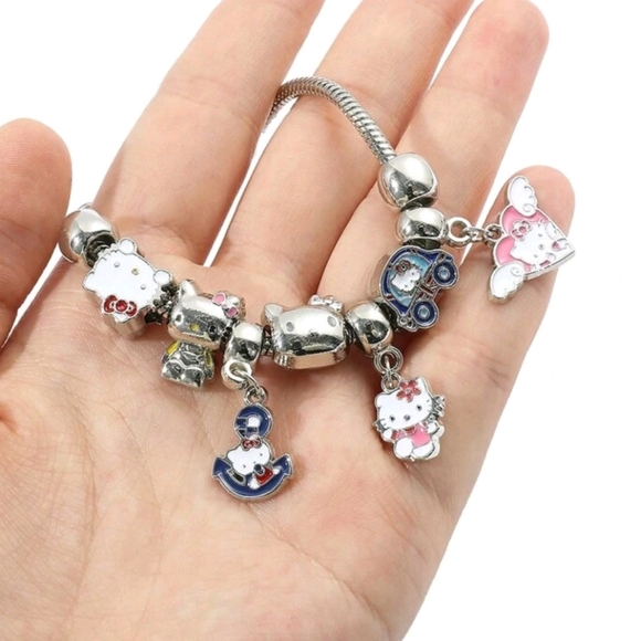 Hello Kitty Charm Bracelet - Picture 8 of 8
